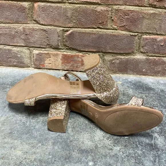 Elegant Gold Glitter Heels - Picture 6 of 8